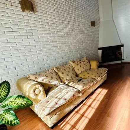 Buy this 2 bed house on Corrientes 2476 in Martínez Oeste, B1640 HFQ Martínez