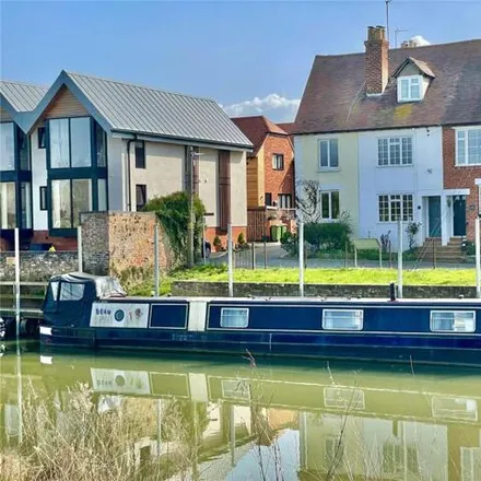 Buy this 3 bed townhouse on Saint Mary's Road in Tewkesbury, GL20 5SE