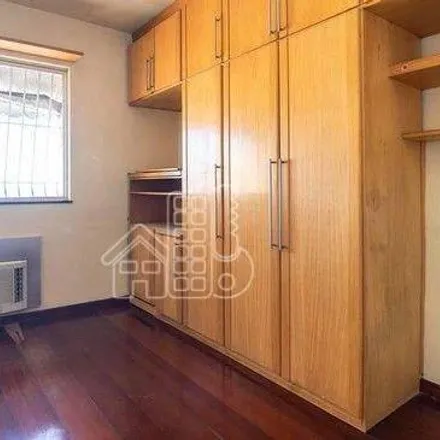 Buy this 3 bed apartment on Estação de Tratamento de Esgoto Toque-Toque in Avenida Visconde do Rio Branco, Centro