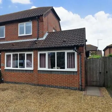Buy this 5 bed house on Glenfields in Whittlesey, PE7 1HX