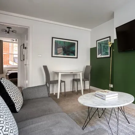 Rent this 1 bed apartment on Skanska in 120 Aldersgate Street, Barbican