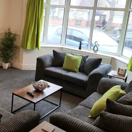Rent this 5 bed apartment on 147 in 149 Moseley Avenue, Daimler Green