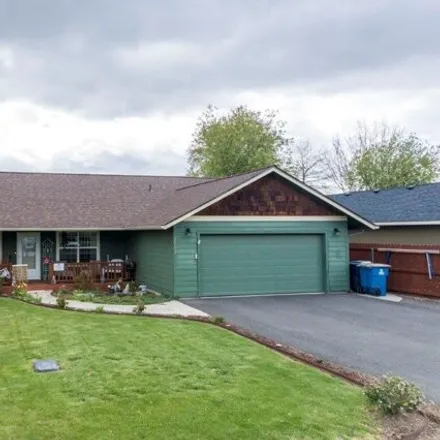 Buy this 3 bed house on 2538 Southwest 30th Street in Redmond, OR 97756