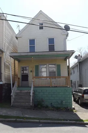 Rent this 3 bed house on 279 Lehigh Street