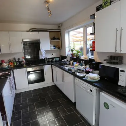 Image 1 - 17 Burrows Crescent, Beeston, NG9 2QX, United Kingdom - Duplex for rent