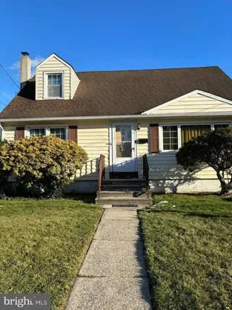 Buy this 4 bed house on 472 Greenway Avenue in Glendale, Ewing Township