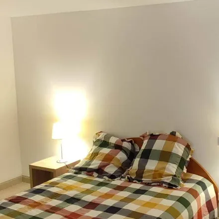 Rent this 2 bed apartment on 20140 Serra di Ferro / a Sarra di Farru