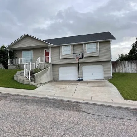 Buy this 3 bed house on 1931 Horizon Drive in Pocatello, ID 83201