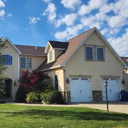 Buy this 6 bed house on 7272 East Sunview Drive in Danbury Township, OH 43440