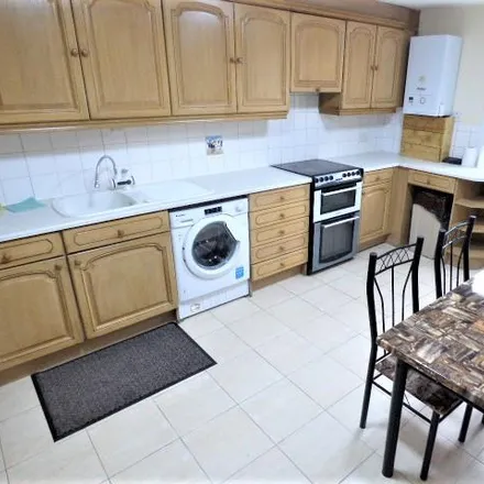 Rent this 4 bed townhouse on 22 Skelley Road in London, E15 4BA