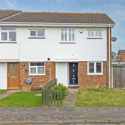 Rent this 3 bed duplex on Merlin Close in Sittingbourne, ME10 4TY