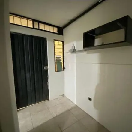 Rent this 2 bed apartment on Machinaza in 090501, Guayaquil