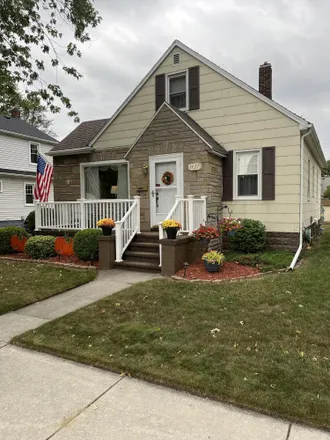 Buy this 3 bed house on 1427 21st Street in Port Huron, MI 48060