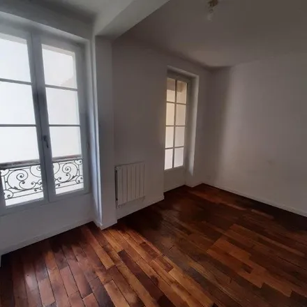Rent this 2 bed apartment on 66 Rue de Paris in 94220 Charenton-le-Pont, France