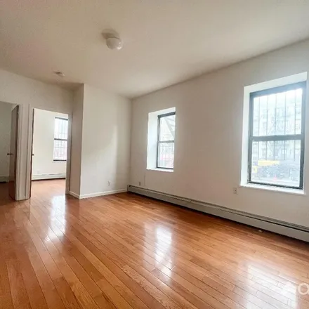 Image 2 - 38 Front A Allen Street, New York, NY 10002, USA - Apartment for rent