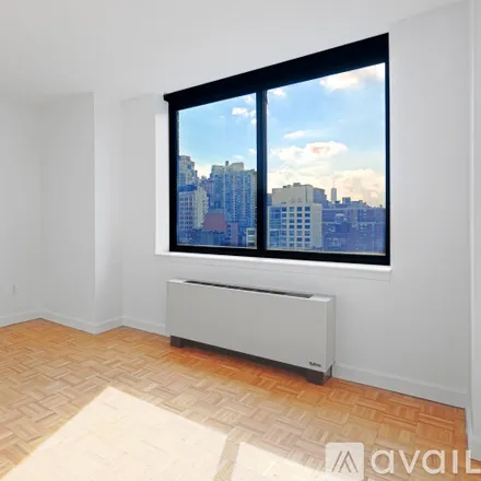 Image 4 - 345 W 42nd St, Unit 28H - Apartment for rent