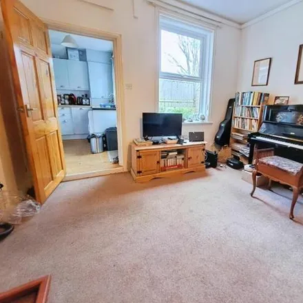 Image 4 - Prior Terrace, Hexham, NE46 3EU, United Kingdom - Apartment for sale