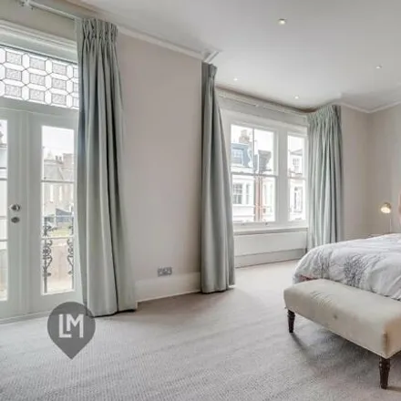 Image 9 - 47 Gartmoor Gardens, London, SW19 6NX, United Kingdom - Townhouse for rent