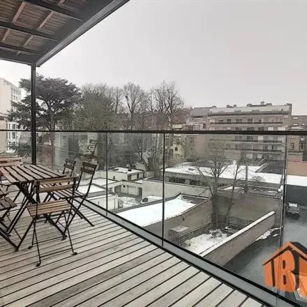 Rent this 3 bed apartment on Avenue Émile de Béco - Émile de Bécolaan 29 in 1050 Ixelles - Elsene, Belgium