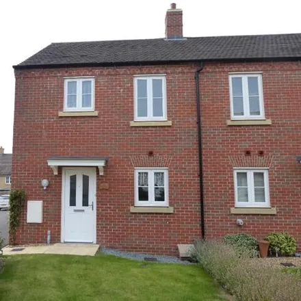 Rent this 3 bed house on Primrose Fields in Renhold, MK41 0FG