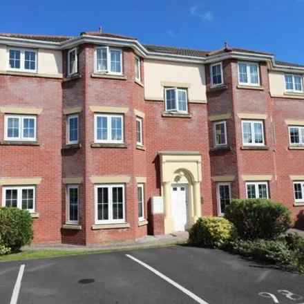 Rent this 2 bed room on Harraby Campus Sports in Watermans Walk, Carlisle