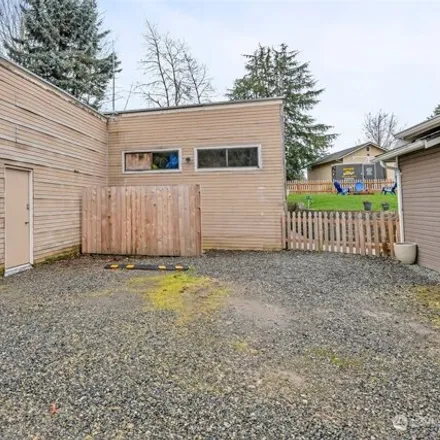 Image 5 - Lakeway Dr at Birch St, Lakeway Drive, Bellingham, WA, USA - House for sale