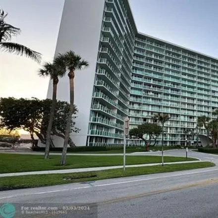 Rent this 2 bed condo on Pier Lot in Northeast 20th Avenue, Ocean Vue