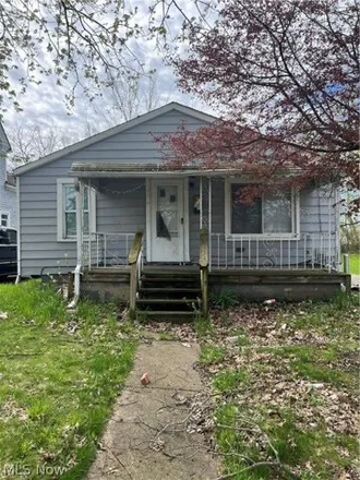 Buy this 3 bed house on 3560 Denver Avenue in Lorain, OH 44055