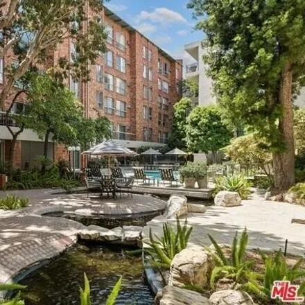 Image 3 - 1428 Kelton Avenue, Los Angeles, CA 90024, USA - Condo for sale