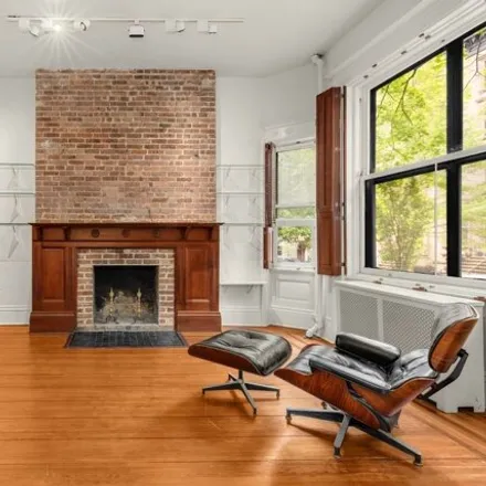 Image 3 - 108 Willow Street, New York, NY 11201, USA - Townhouse for sale