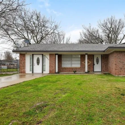Buy this 4 bed house on 12015 Maple Street in Lawrence, Kaufman County