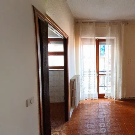 Image 2 - Via Osvaldo Alasonatti 1e, 10144 Turin TO, Italy - Apartment for rent