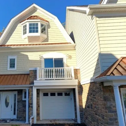 Rent this 3 bed townhouse on 218 South Street in New Providence, NJ 07974