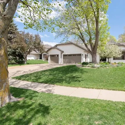 Buy this 5 bed house on 4608 S Twin Ridge Rd in Sioux Falls, South Dakota