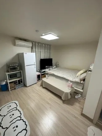 Image 2 - 서울특별시 서초구 방배동 934-15 - Apartment for rent