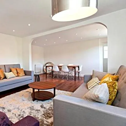 Rent this 4 bed apartment on 16a Finchley Road in London, NW8 0NW