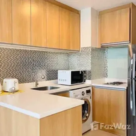 Rent this 1 bed apartment on New International School of Thailand in Soi Rojana, Vadhana District