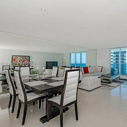 Image 2 - 2301 Collins Avenue, Unit 1210 - Condo for rent