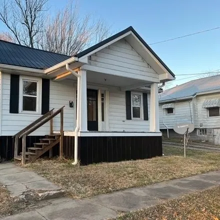 Image 1 - 431 Reynolds Street, Central City, KY 42330, USA - House for sale