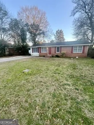 Rent this 3 bed house on 109 Cherry Ln in Warner Robins, Georgia