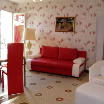 Image 2 - 49400 Saumur, France - Apartment for rent
