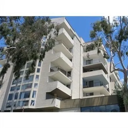 Image 1 - 3949 Los Feliz Boulevard, Los Angeles, CA 90227, USA - Apartment for rent