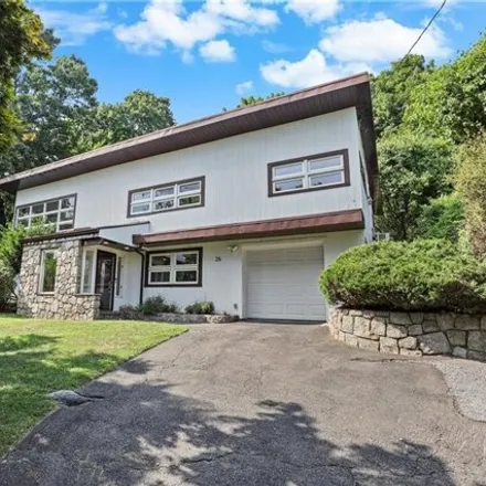 Rent this 3 bed house on 26 Secor Dr in Dobbs Ferry, New York