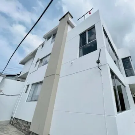 Buy this 9 bed house on Sigman in Avenida Francisco de Orellana, 170517
