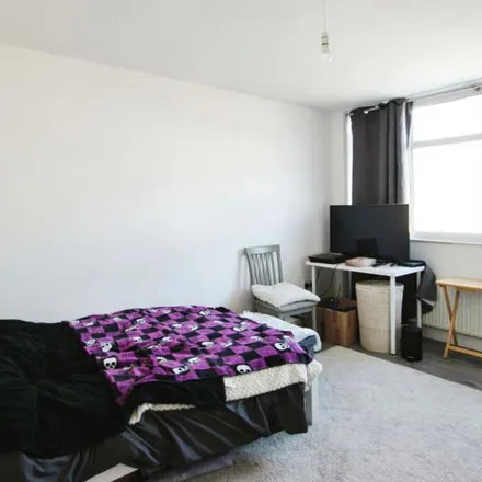 Image 3 - 646 Filton Avenue, Bristol, BS34 7LD, United Kingdom - Apartment for rent