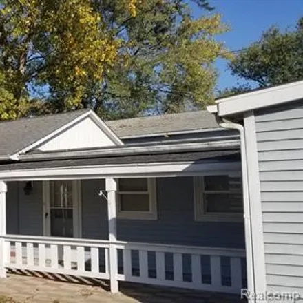 Buy this 3 bed house on 35328 Marcus Drive in Milleville Beach, Brownstown Township