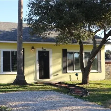 Buy this 3 bed house on 486 East King Street in Rockport, TX 78382