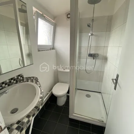 Rent this 3 bed apartment on 2B Avenue de la République in 94260 Fresnes, France