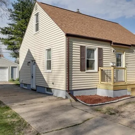 Buy this 3 bed house on 2617 Coolidge Street in Madison, WI 53704