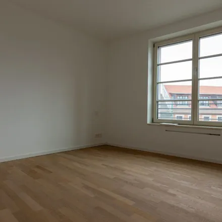 Rent this 3 bed apartment on Cunnersdorfer Straße 2 in 04318 Leipzig, Germany